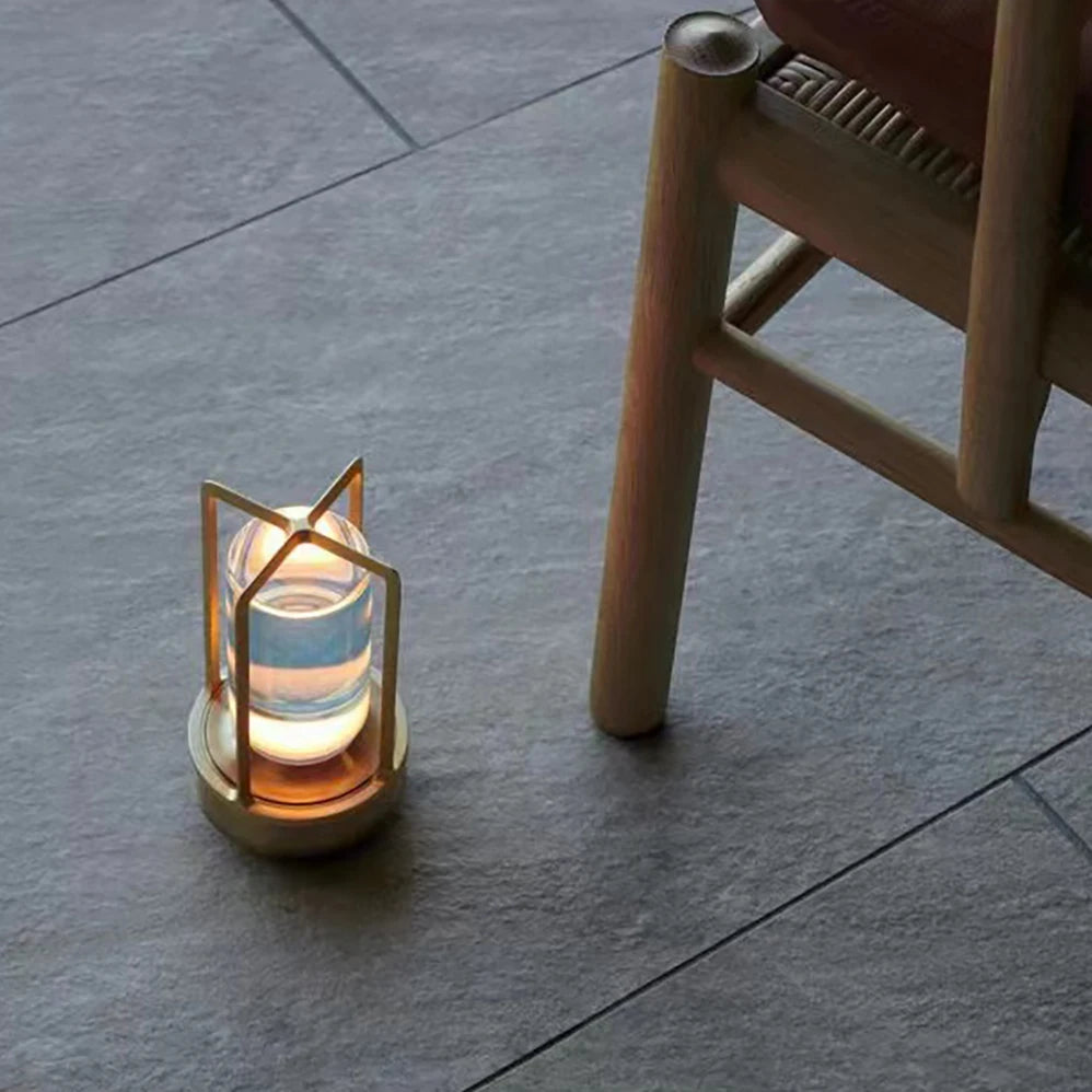 Soluna - Rechargeable Touch LED Table Lantern